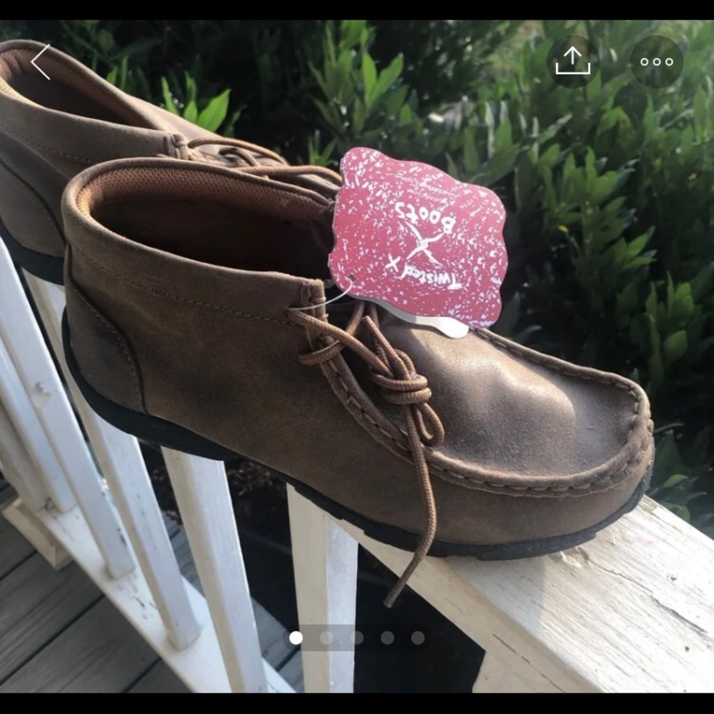 NWT Twisted X Brown Leather Mocs